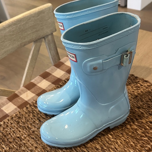 Kids size Hunter Sky Blue Waterproof Boots - Picture 2 of 4